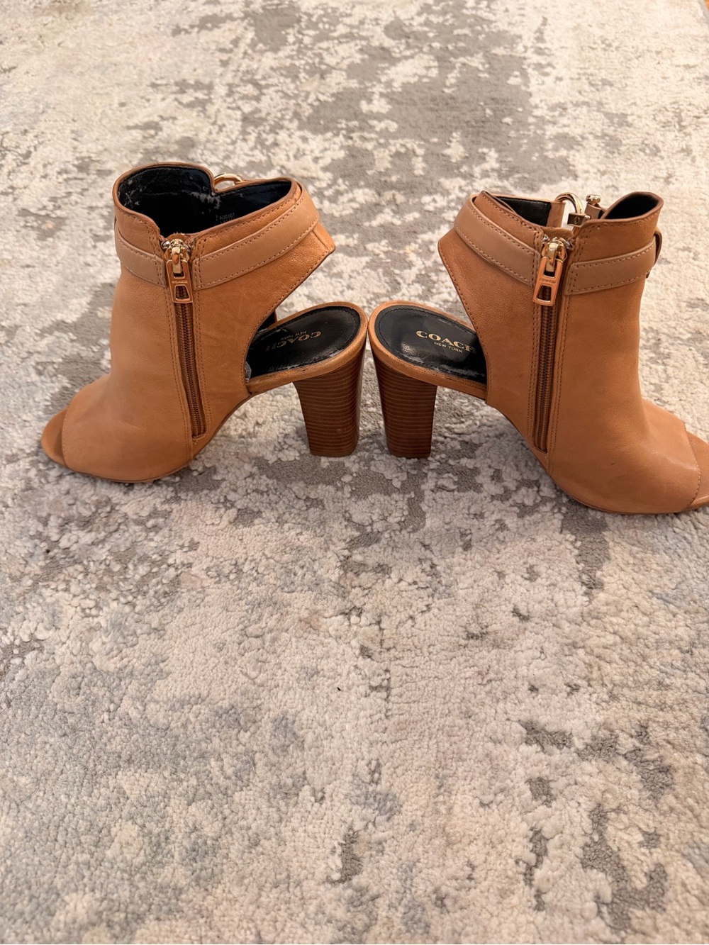 COACH Lafayette Peep-Toe Booties- Tan- Size 8M - Picture 4 of 9